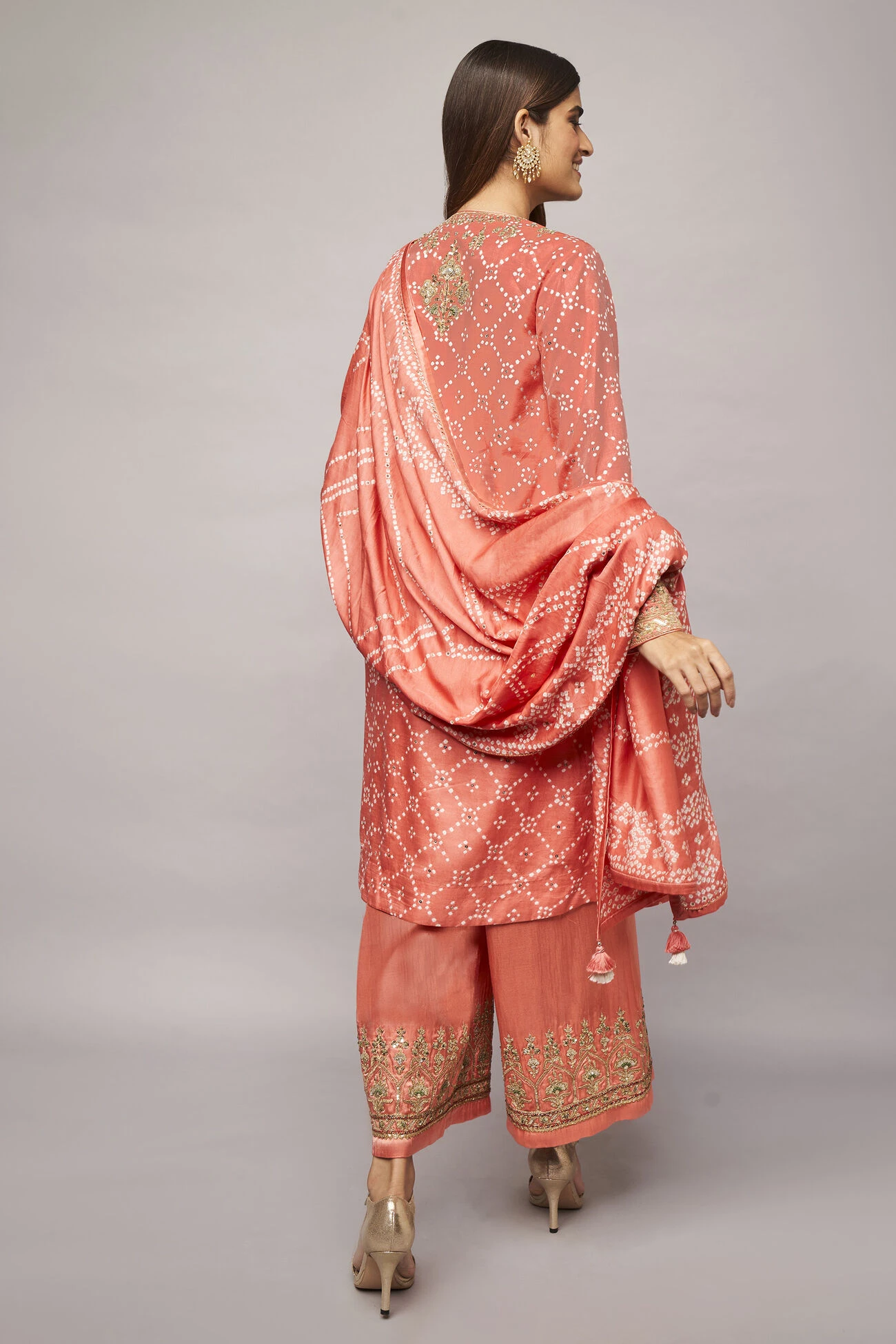 Ganavi Bandhani Kurta Set – Blush 3 Ganavi Bandhani Kurta Set – Blush - Image 3