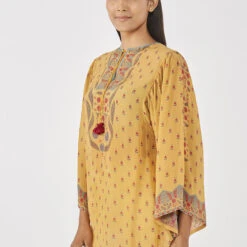 Arezo Top - Yellow 8 Arezo Top - Yellow -Abhinaya shop AD F22MA178 Yellow 4