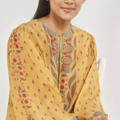 Arezo Top - Yellow 9 Arezo Top - Yellow -Abhinaya shop AD F22MA178 Yellow 5