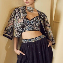 Aru Skirt Set- Black 5 Aru Skirt Set- Black -Abhinaya shop AD F22R155 Black 3