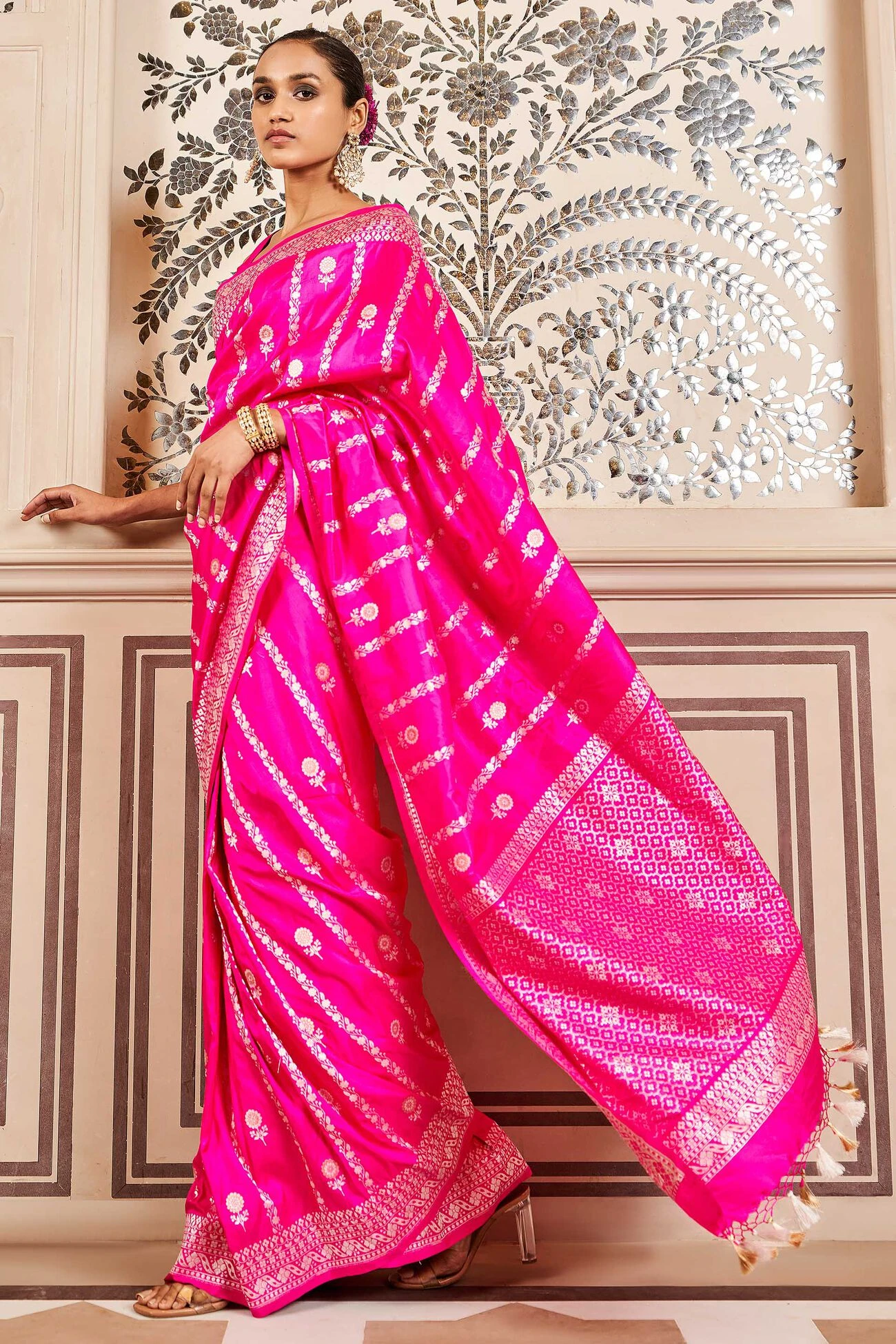 Sravya Benarasi Saree - Pink 2 Sravya Benarasi Saree - Pink - Image 2