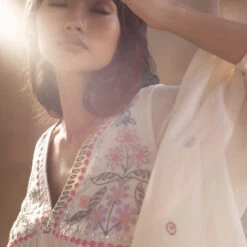 Natavia Kurta Set - Natural 11 Natavia Kurta Set - Natural -Abhinaya shop AD S22R12 Natural 6