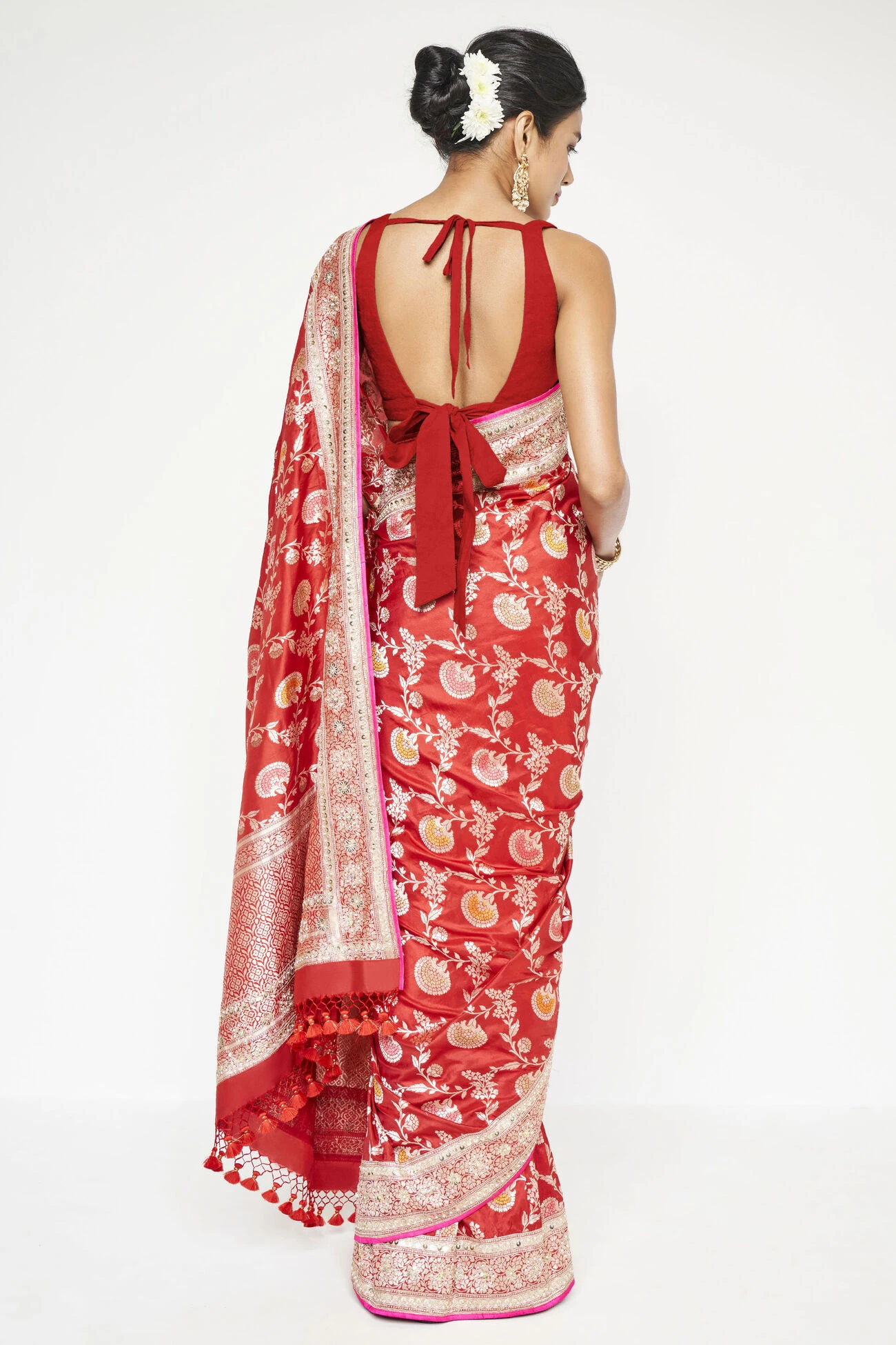 Ganika Benarasi Saree - Red 2 Ganika Benarasi Saree - Red - Image 2