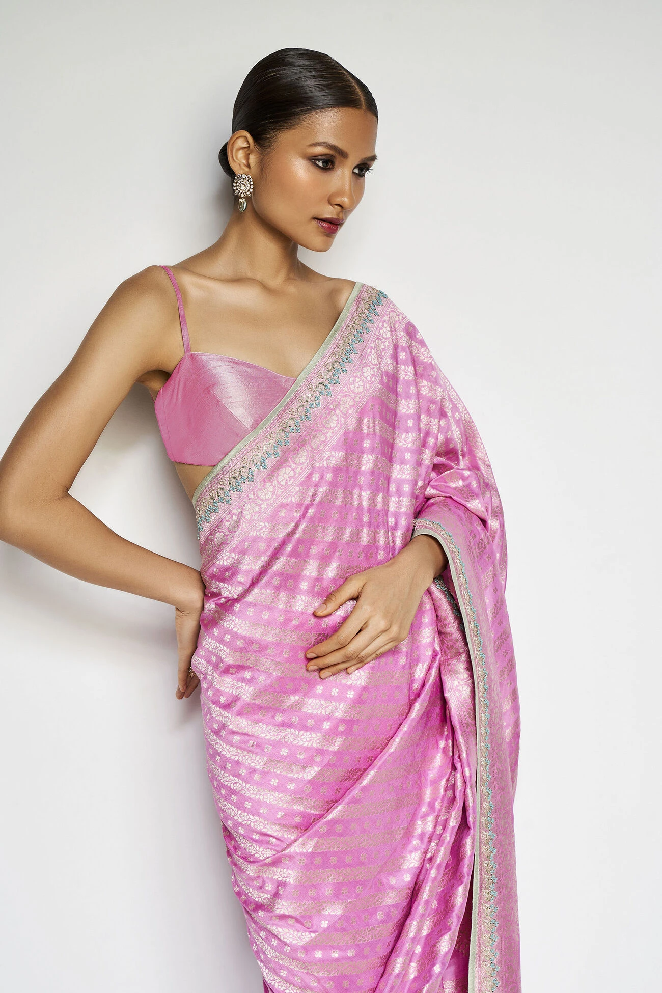 Madhusmita Benarasi Saree - Pink 4 Madhusmita Benarasi Saree - Pink - Image 4