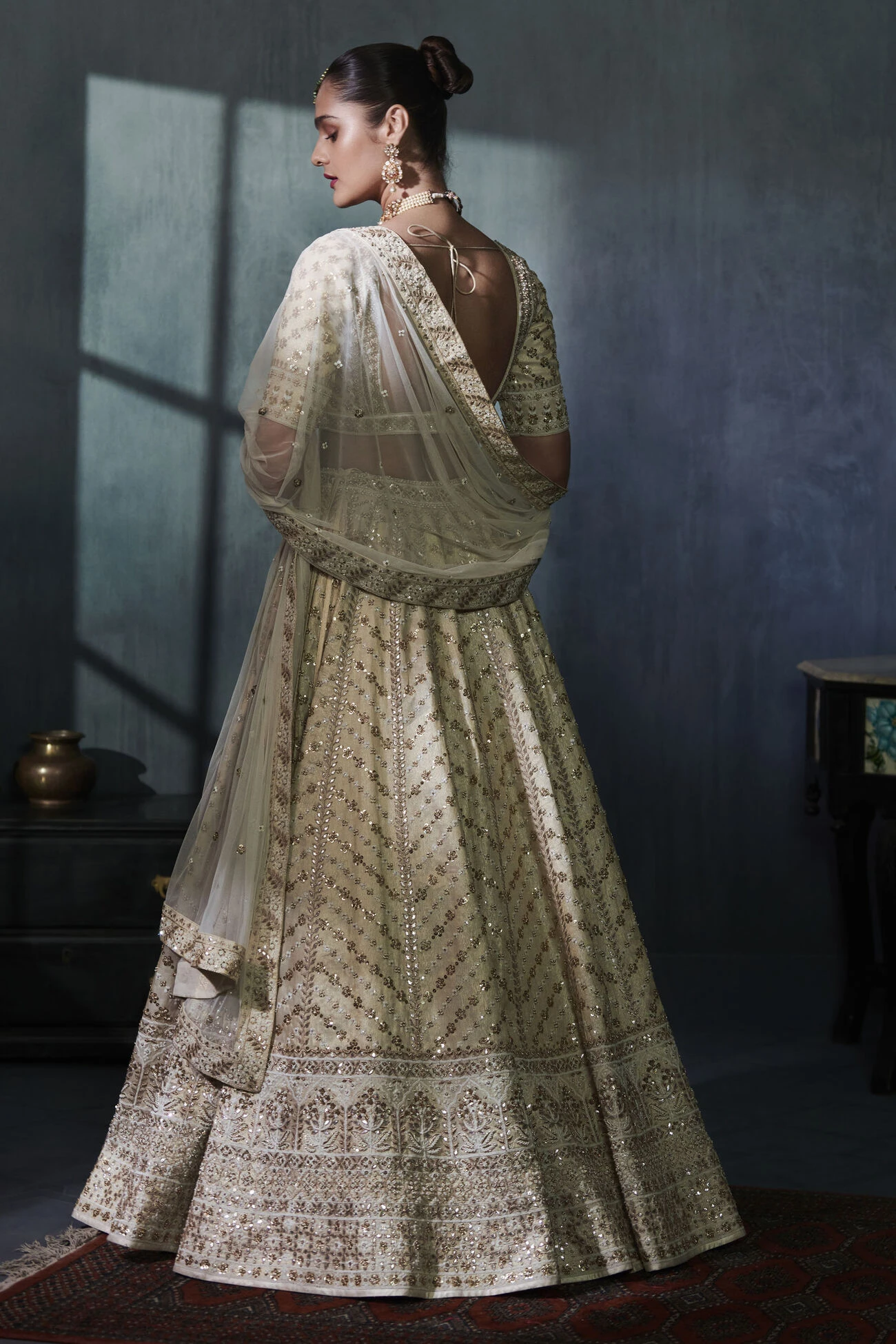 Ananta Lehenga Set – Gold 2 Ananta Lehenga Set – Gold - Image 2