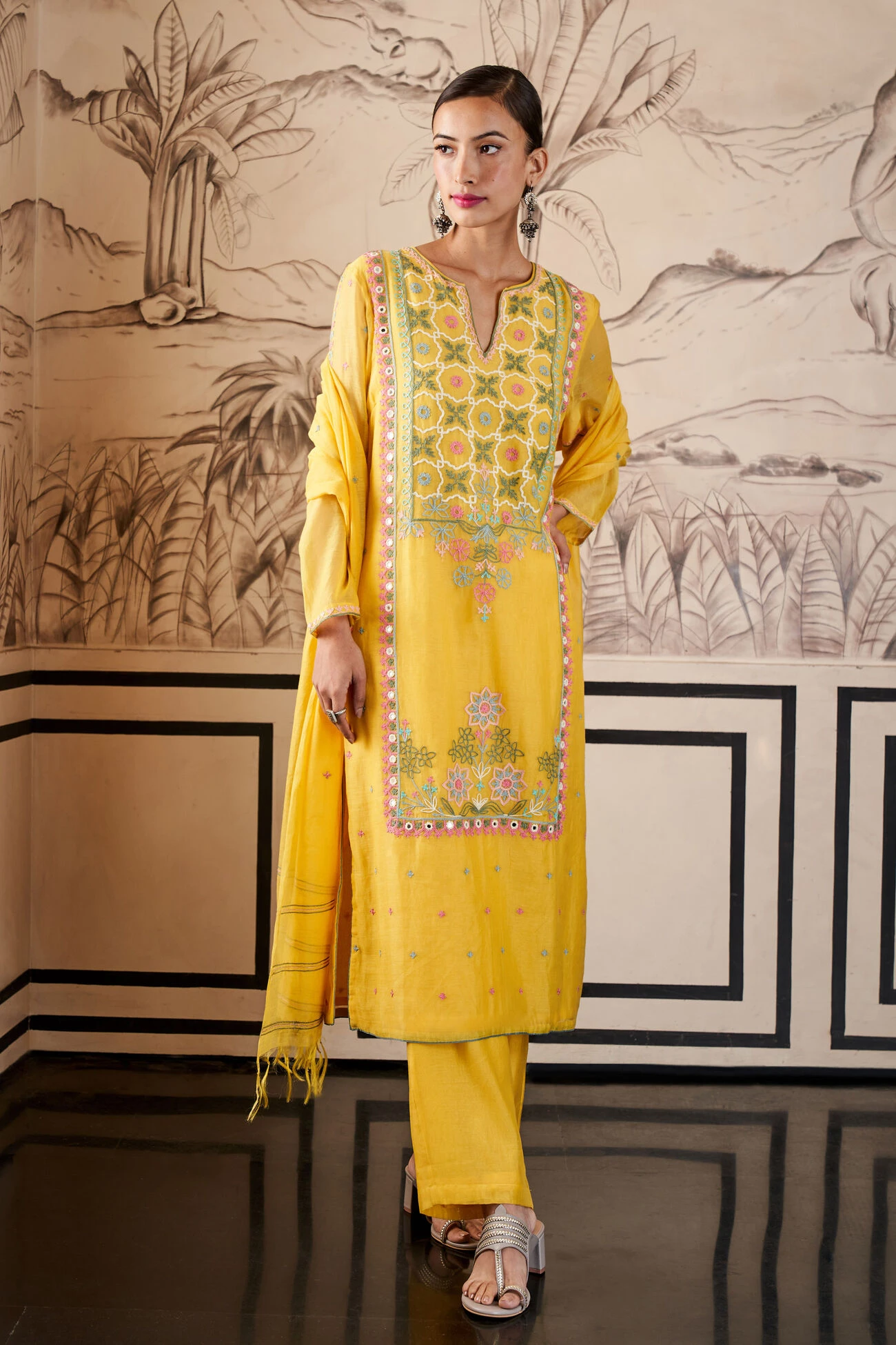 Izna Suit Set - Yellow 1 Izna Suit Set - Yellow