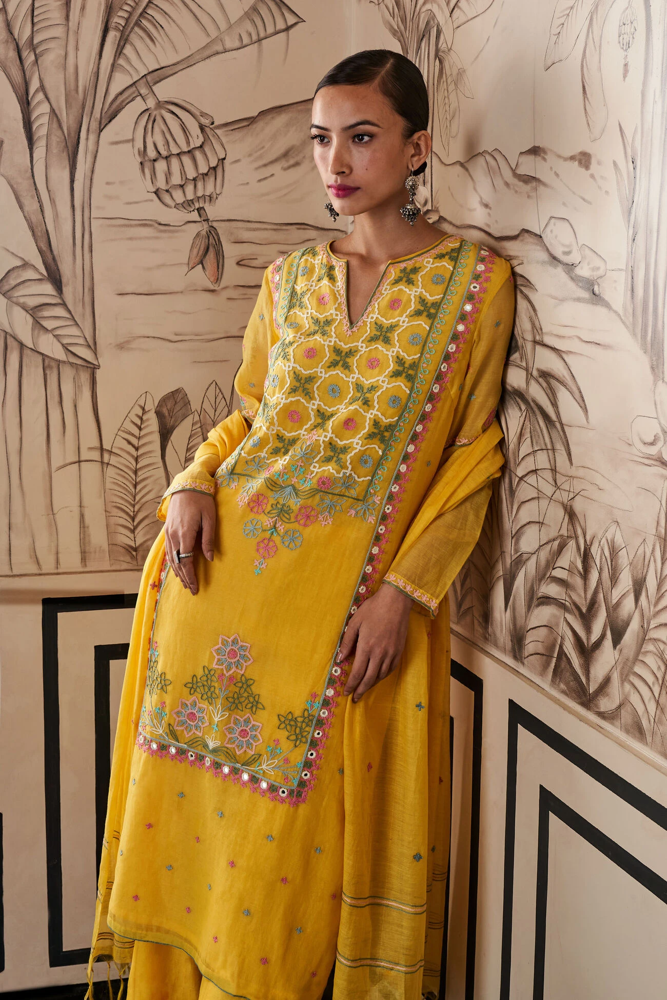 Izna Suit Set - Yellow 4 Izna Suit Set - Yellow - Image 4