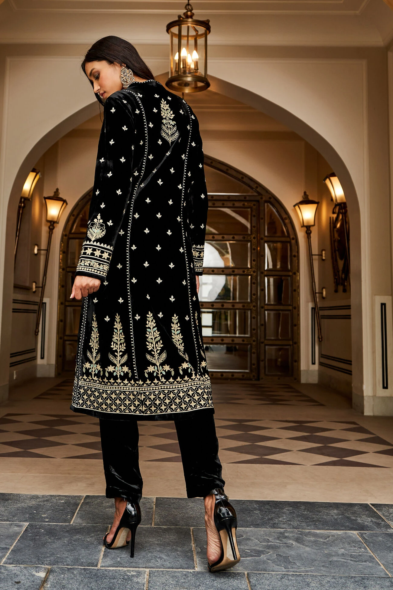 Zarina Set - Black 3 Zarina Set - Black - Image 3