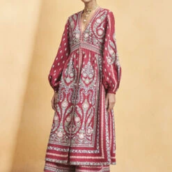 Into The Wilderness Kurta Set - Wine -Abhinaya shop F23R143 WINE 1