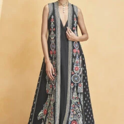 Symphony Of Flowers Jacket Set - Black -Abhinaya shop F23R409 Black 1