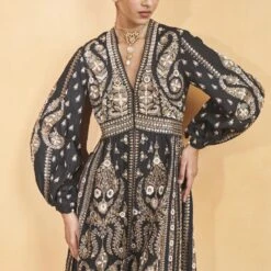 Into The Wilderness Kurta Set - Black 16 Into The Wilderness Kurta Set - Black -Abhinaya shop F23R526 Black 5