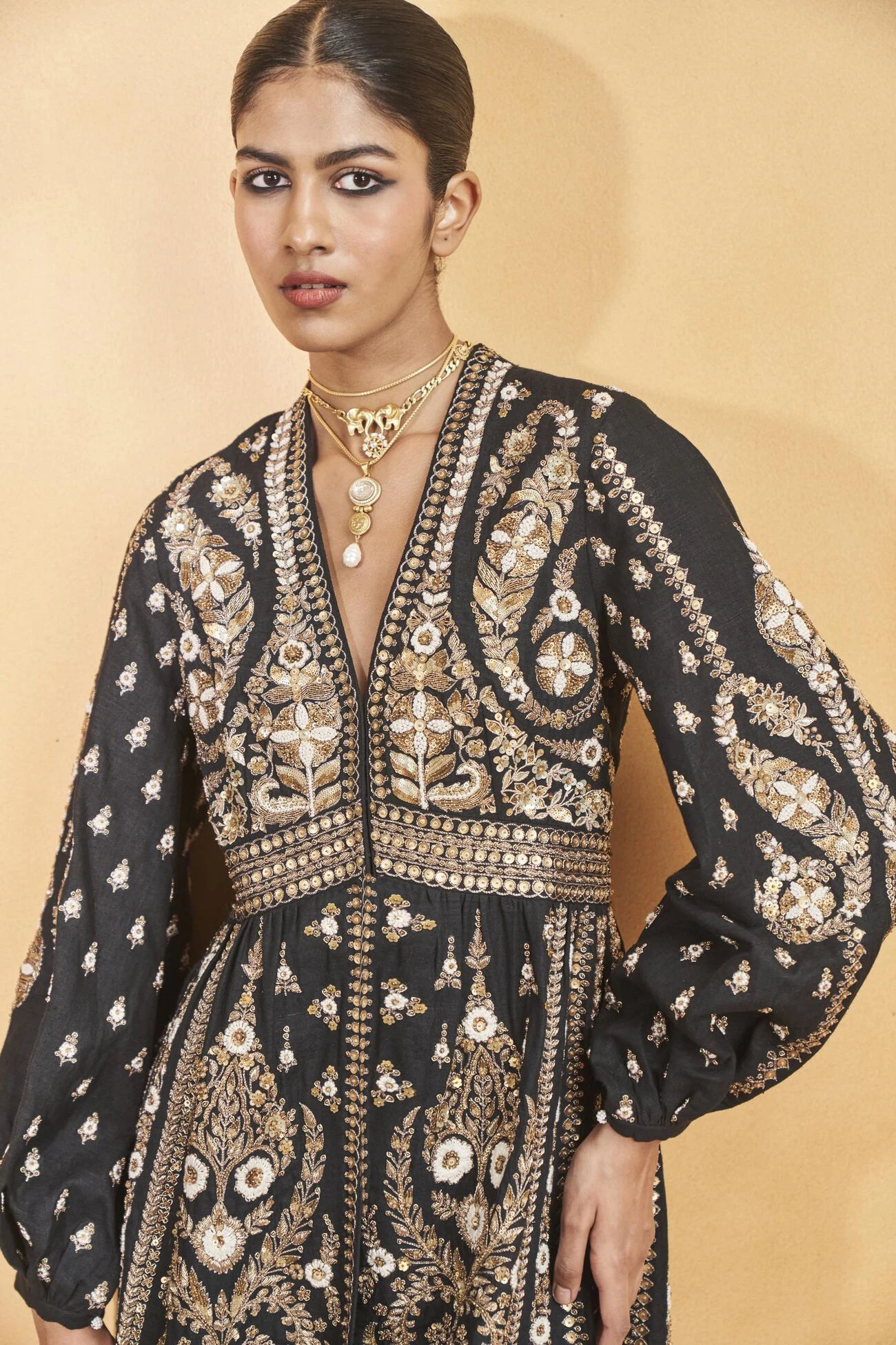 Into The Wilderness Kurta Set - Black 8 Into The Wilderness Kurta Set - Black - Image 8