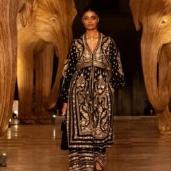 Into The Wilderness Kurta Set - Black