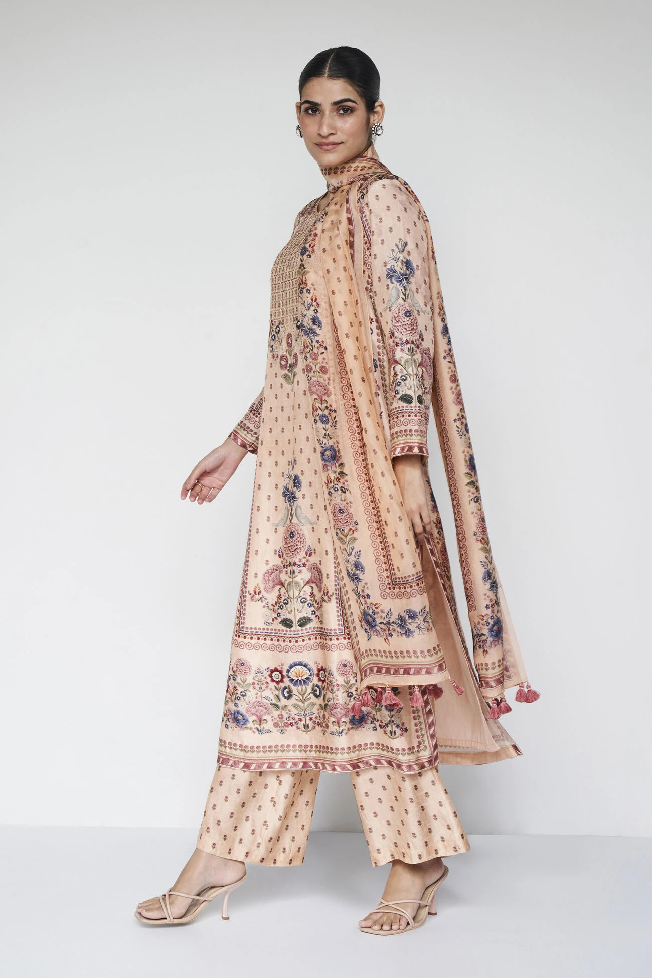 Elnaz Suit Set - Peach 3 Elnaz Suit Set - Peach - Image 3