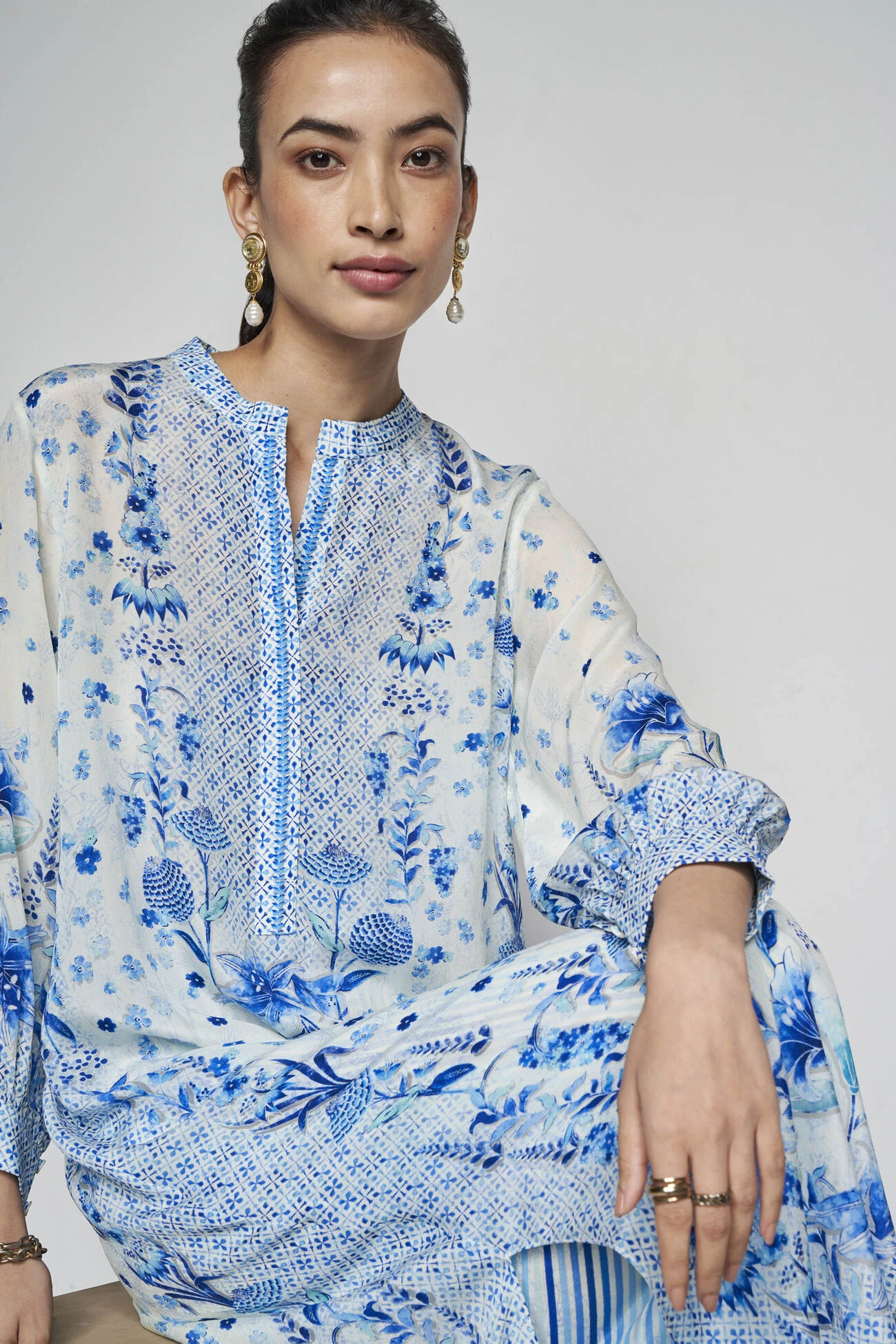 Mranal Kurta Set - White 5 Mranal Kurta Set - White - Image 5