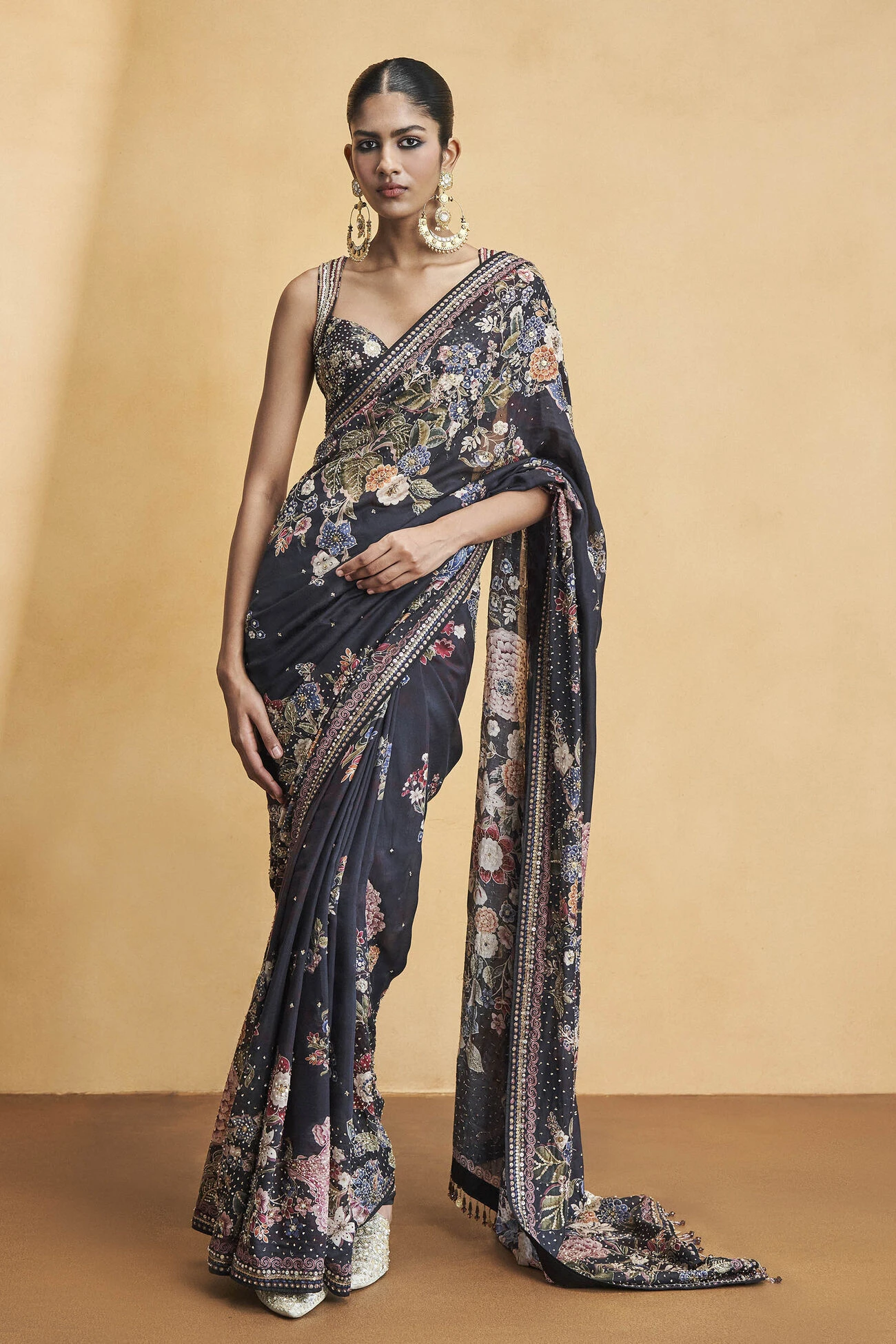 Whisper Of The Wildforest Saree Set- Black 1 Whisper Of The Wildforest Saree Set- Black