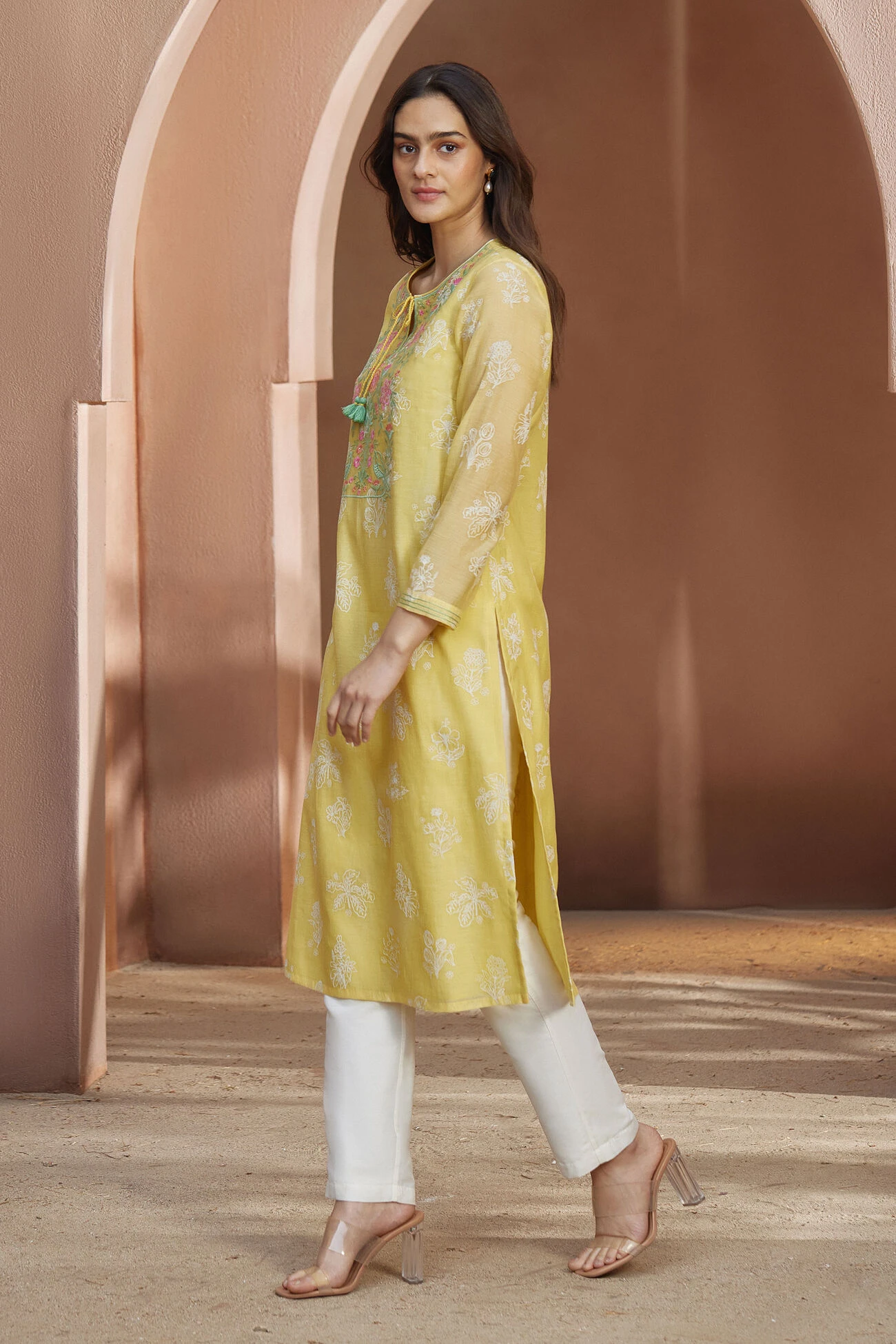 Zaina Kurta - Yellow 2 Zaina Kurta - Yellow - Image 2