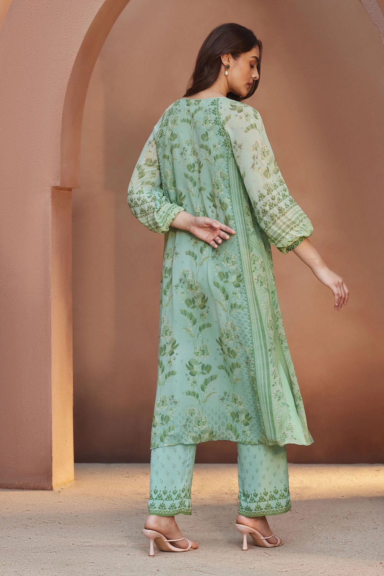 Alya Kurta Set - Sage 3 Alya Kurta Set - Sage - Image 3