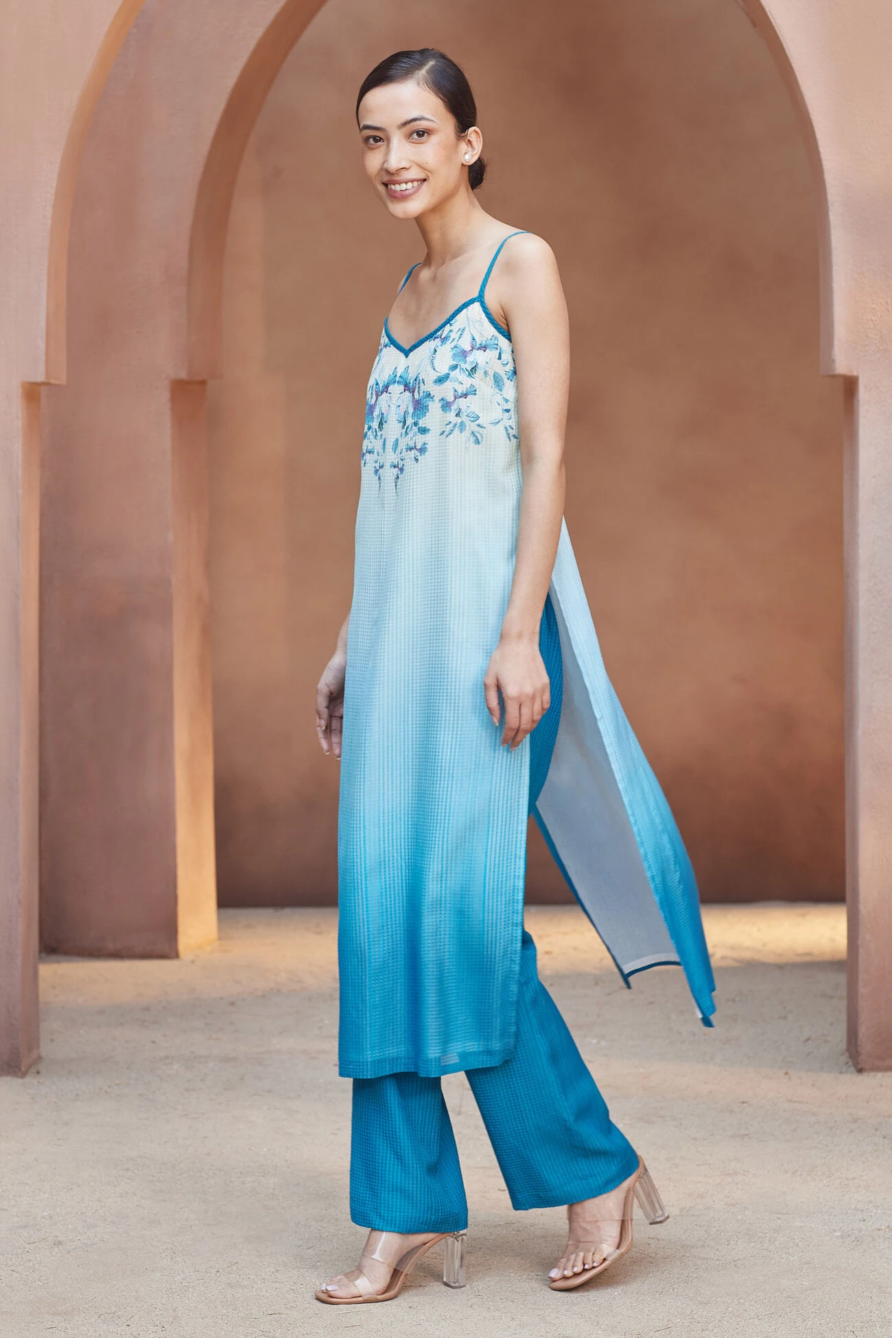 Alani Kurta Set - Blue 2 Alani Kurta Set - Blue - Image 2